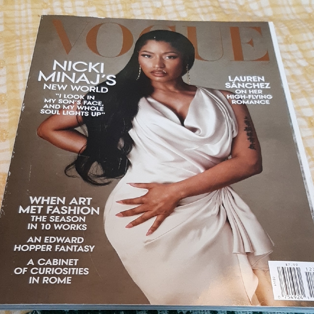 VOGUE magazine Dec 2023 Nicki MINAJ LAUREN SANCHEZ